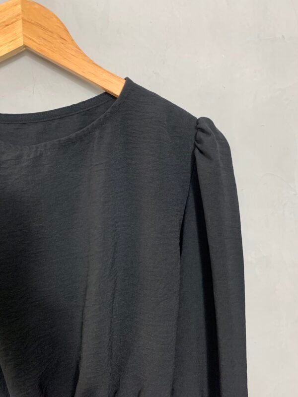 Cropped Preto Manga Longa - Image 2