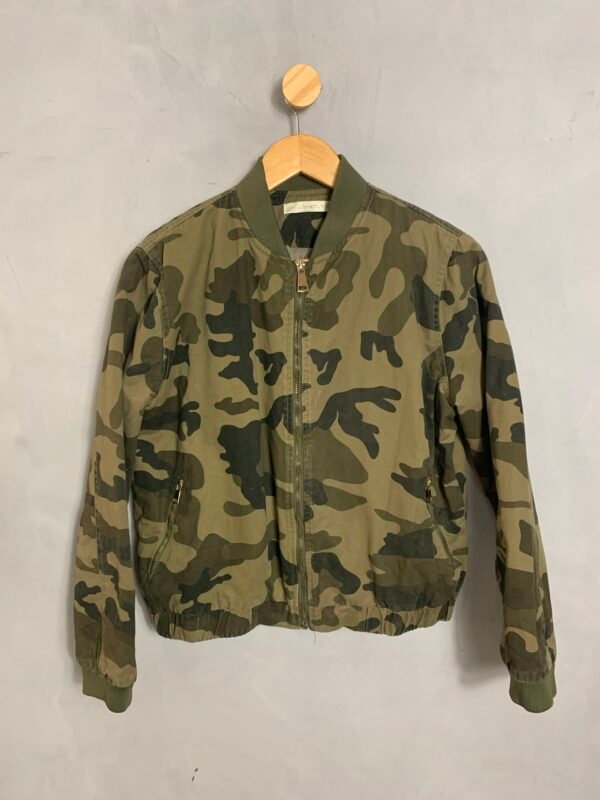 Jaqueta Bomber Camuflada