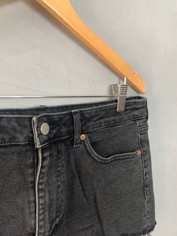 Short Jeans H&M - Image 2
