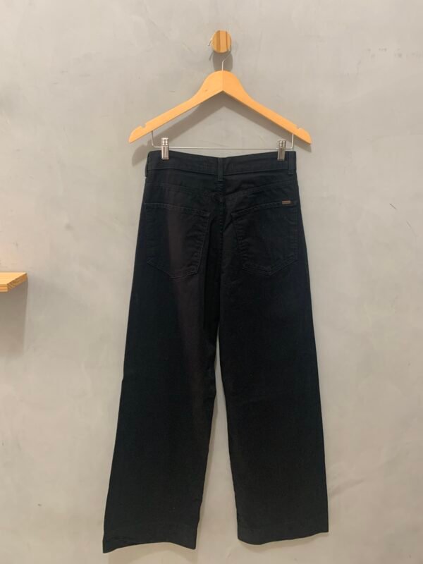 Calça Preta Wide Leg - Image 4